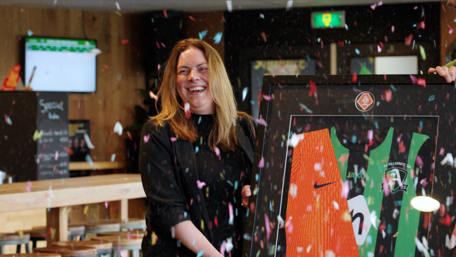 KNVB roept wethouder Eva de Raadt uit Haarlem uit tot Voetbalwethouder van Nederland