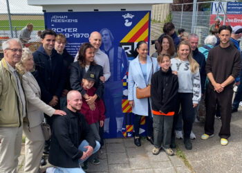 Grote belangstelling voor onthulling Johan Neeskens Sportpark: ‘Een historische dag’