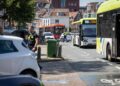 Bakfietser gewond na botsing met bus op Nassaulaan