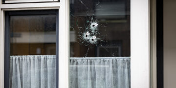 Meerdere schoten gelost op woning in Haarlem-Noord