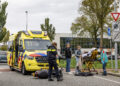 Scooterrijder gewond na botsing met busje in Waarderpolder