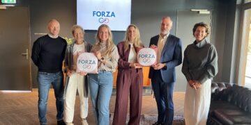 Wethouder Van Leeuwen trots op nieuwe onderwijsplek Villa Forza